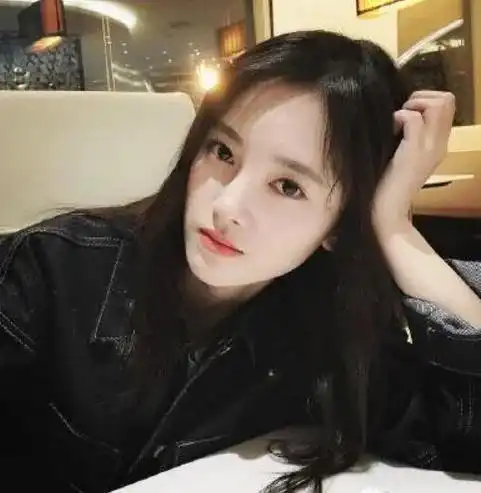 男女朋友之间经济应该独立吗

