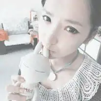 靓丽甜美的女生qq头像我们是糖甜到忧伤
