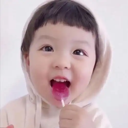 超级可爱的萌娃情侣头像

