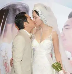 明星婚礼吻陈晓堪比偶像剧,张杰小心翼翼,王祖蓝像啃肉
