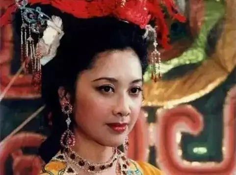 看86版西游记女儿国国王如何演绎经典文学一个陌生女人的来信
