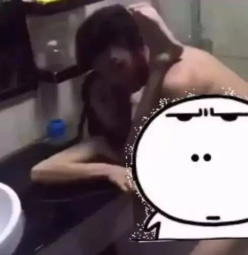 抖音又出事了情侣大尺度马桶门视频曝光,完全没有底线...
