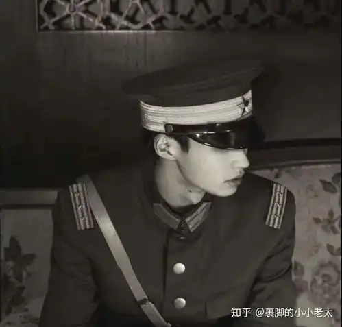 小众头像红色,情头,混搭
