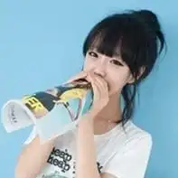 在你已经和好姐妹用了姐妹头像以后,你又交了一个男朋友,你男朋友让你和他用情侣头像,这时要怎么办
