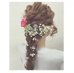 这么美的鲜花新娘造型,你还能不心动
