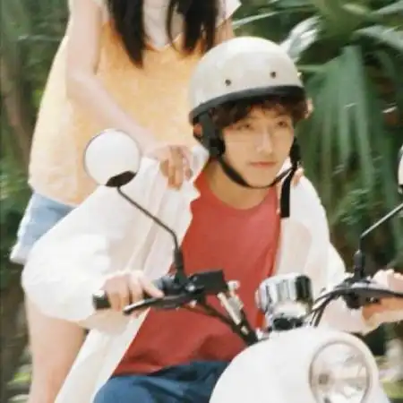 2020好看优质情头清新一对两张唯美真人
