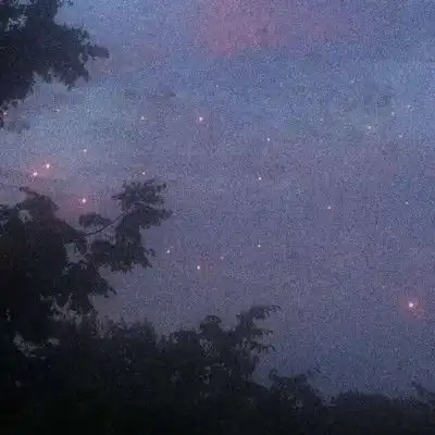 背景图坠入星河的超仙网名
