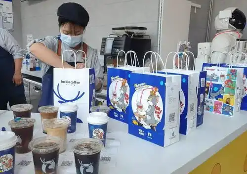 猫和老鼠占领朋友圈,人人都爱联名
