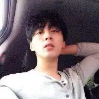 帅哥微信自拍照微信头像图片大全
