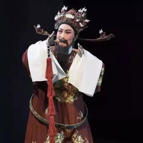 越国美韵胡国美
