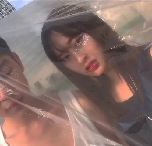 女人被劈腿多了,会有这3个不同,如果爱就请给她你的全世界
