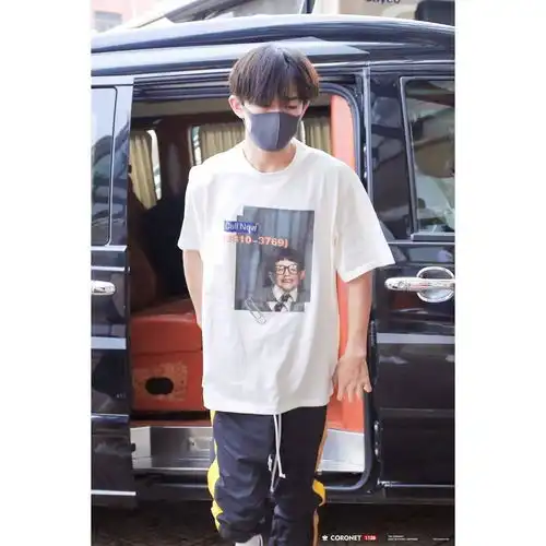 tfboys易烊千玺明星同款短袖男女情侣小孩夏季宽松印花t恤衣服潮

