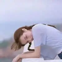qq闺蜜四人头像小清新闺蜜4个人qq头像一人一张
