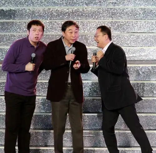 他是冯巩的徒弟,当年获得相声大赛一等奖,却因师徒关系被质疑
