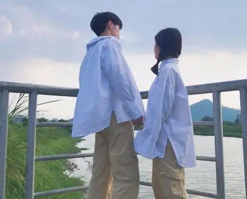 老婆既然不愿意回娘家,这样的娘家不回也罢,这里永远是你的家

