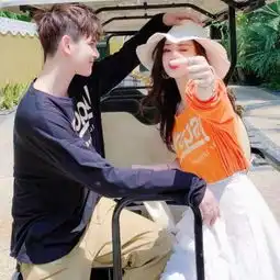 超好看的微信情侣头像00后最爱
