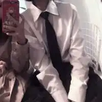 爱人半身不露脸头像

