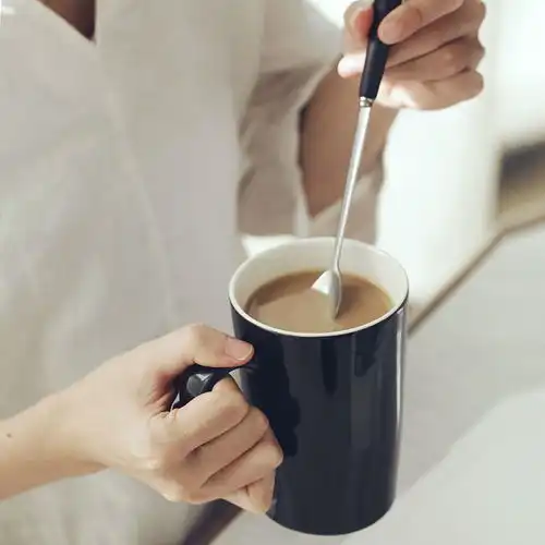 创意陶瓷马克杯带盖勺北欧潮流情侣咖啡杯家用杯男女星座喝水茶杯
