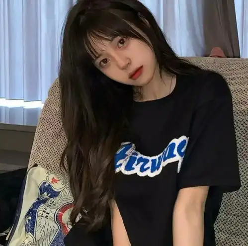 轻松美好的朋友圈文案短句
