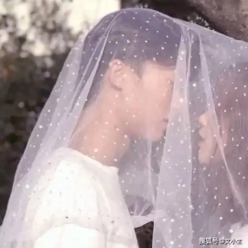 一天中什么时间和ta聊天最合适,也能让你们的关系更亲密呢
