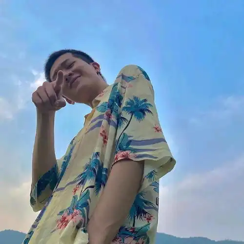 头像人气爆表的最新微信头像
