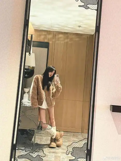 鞠婧祎式氛围感头像,怎么拍
