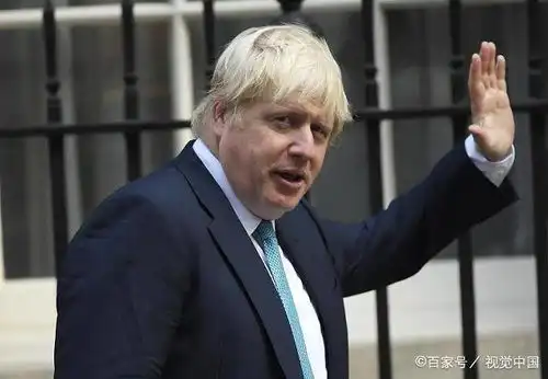 今天,在会见英国女王后,他将正式接替梅姨入主唐宁街10号
