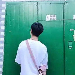 当下最火情侣头像单人转身就是你
