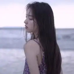 小清新女生头像
