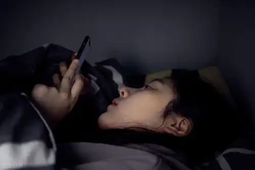 35岁女子因常做1件事,确诊肝癌,失声痛哭舍不得年幼的儿子
