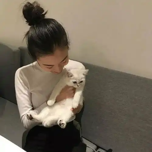 头像你是我的爱而不得也是我的满目星河

