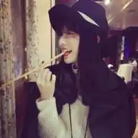 爱上寂寞的qq女生头像多希望有一天你难过了2
