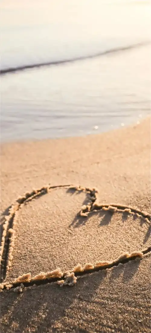 海边沙滩唯美意境壁纸
