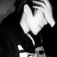 谁能给我提供一些情侣头像啊
