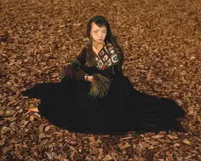 是高级脸还是丑favotell生活
