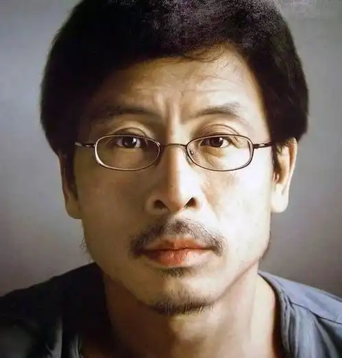 疯狂的天才240个小时,85个日夜,他的画真实得让人害怕,细看极恐,放大1000倍依然清晰
