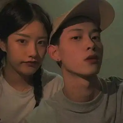 看似不在乎你的男生,发来3条qq消息89偷偷暗恋你
