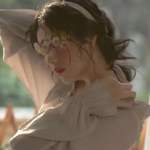 分享女生头像ins高级质感
