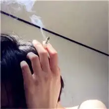 抽烟的男生头像有伤感的,有冷酷的,也有霸气十足的

