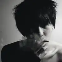 这两张图片是情侣头像吗
