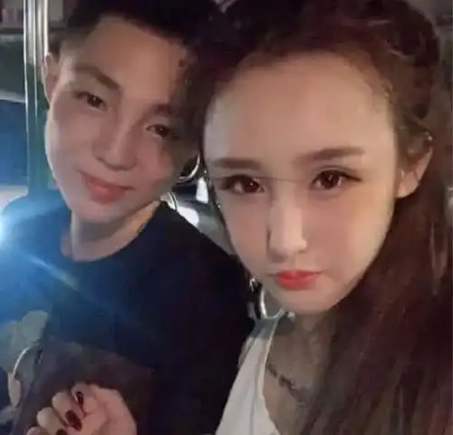 大美深夜秀身材,粉丝直呼好大,高迪我要盘你了
