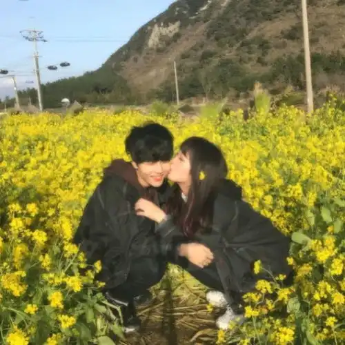 情侣头像不是每个人都能成为销魂的船长但都可以让梦想远航

