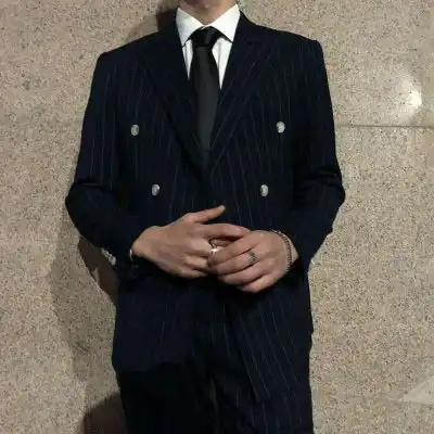 男生头像成熟帅气适合稳重男生微信头像
