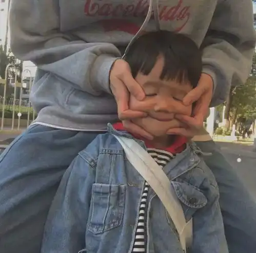 情侣头像丨爱浅画双蛾
