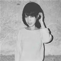 远距离全身女生头像
