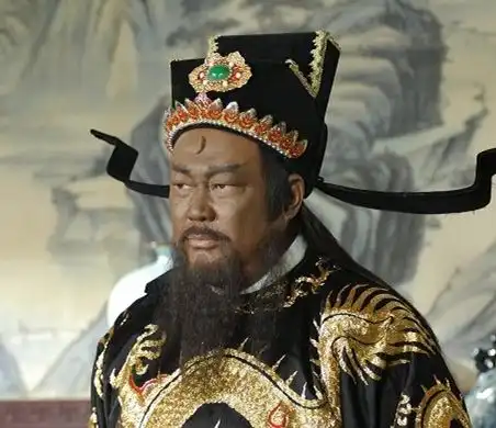 真实的包公曾有面目清秀,白脸长须一说图
