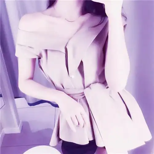超优质的女生头像,阳光清纯向上身材很好的美女头像

