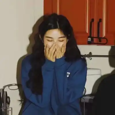 真人唯美意境甜蜜情侣头像
