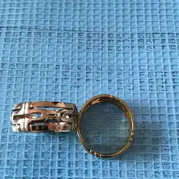 宝格丽精品戒指
