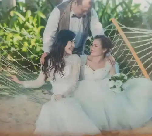 女明星为录节目嫁到农村当假儿媳,只能吃猪食,还差点回不来

